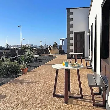 Estrella Polar 3* Teguise (Lanzarote)